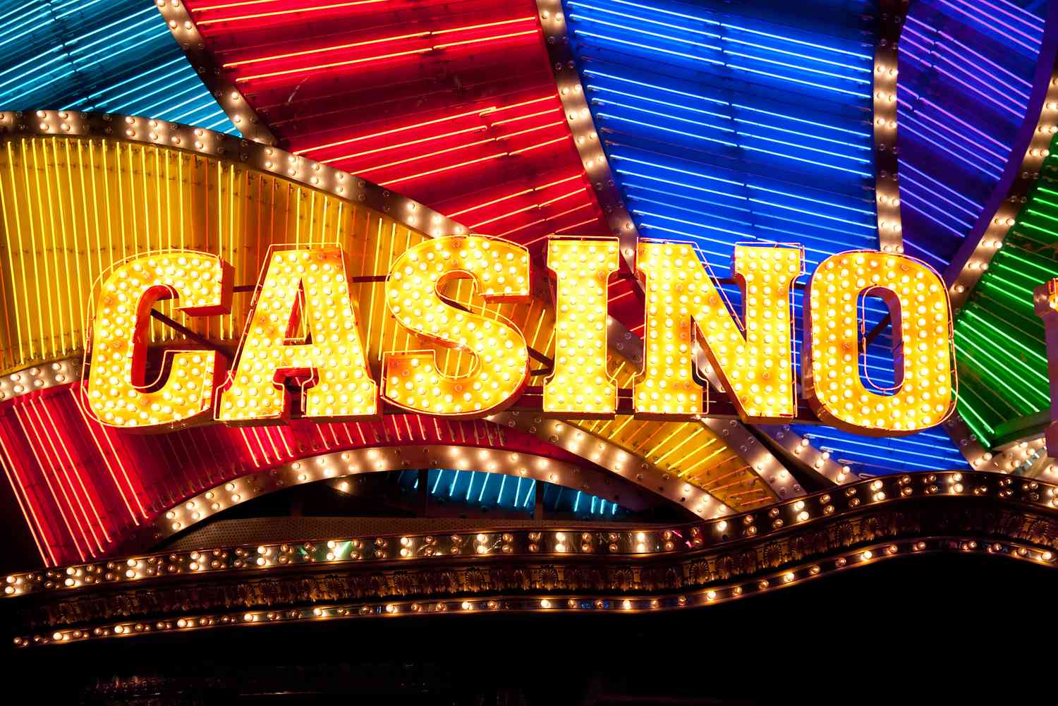 Slot Makinelerinde Strateji ve Risk Yönetimi
